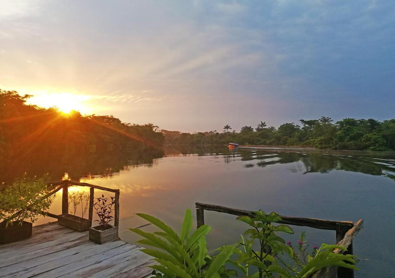 Amazon Oasis Floating Lodge Iquitos Luaran gambar