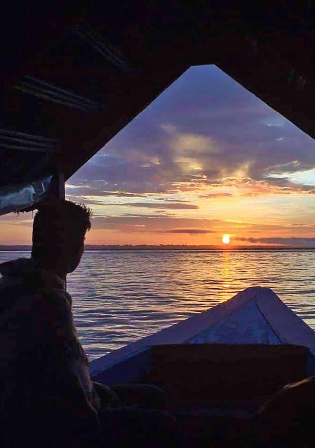 Amazon Oasis Floating Lodge Iquitos Luaran gambar